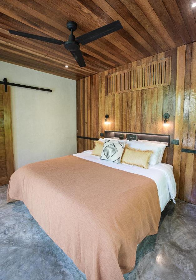 Surfing Temple Hotel Boutique Хенерал Луна Екстериор снимка